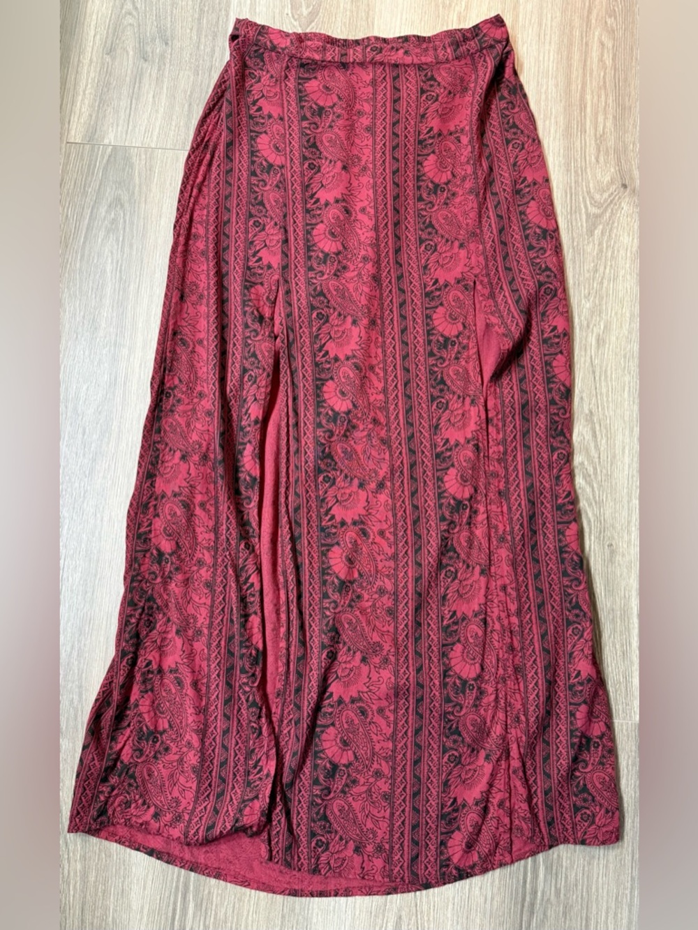 Billabong Paisley Maxi Skirt Double Slits Boho Romantic Festival Hippie Medium